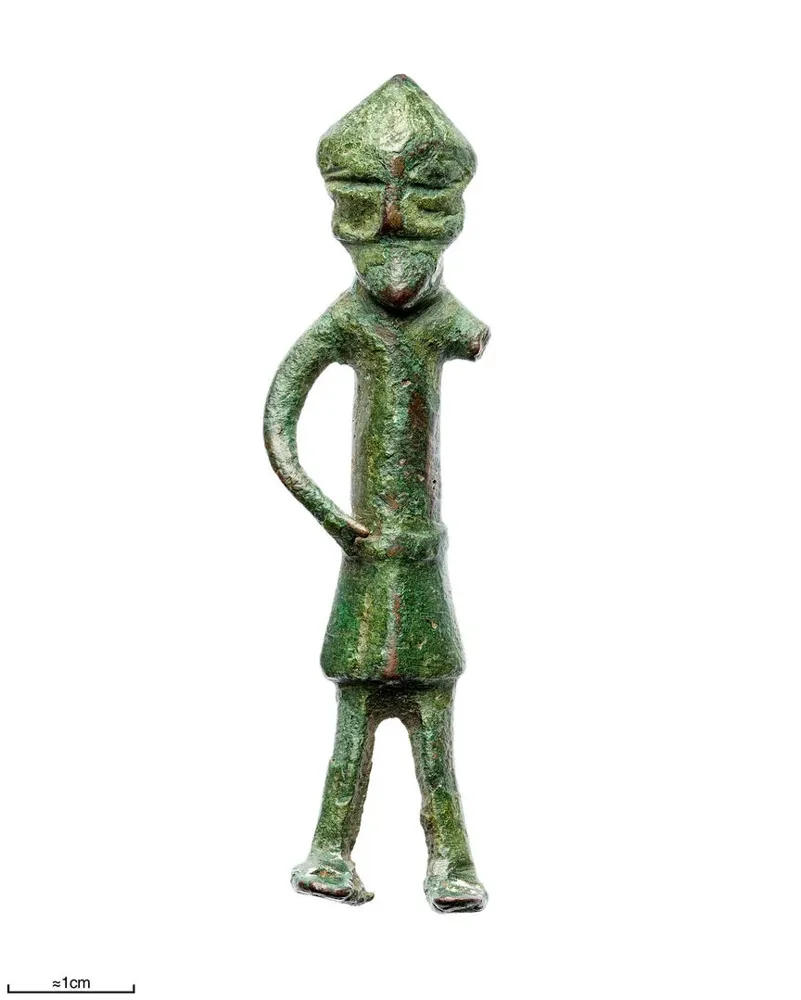 Figura de bronce de Lindby que el museo identifica posiblemente como Odín